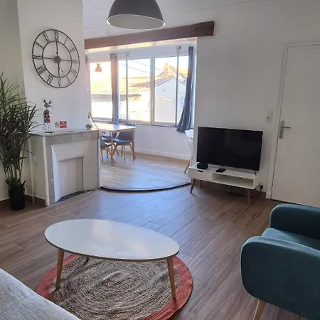 Apartament Des Capucins
